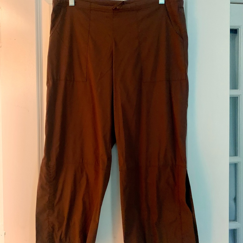 Rare discontinued be present brown pants